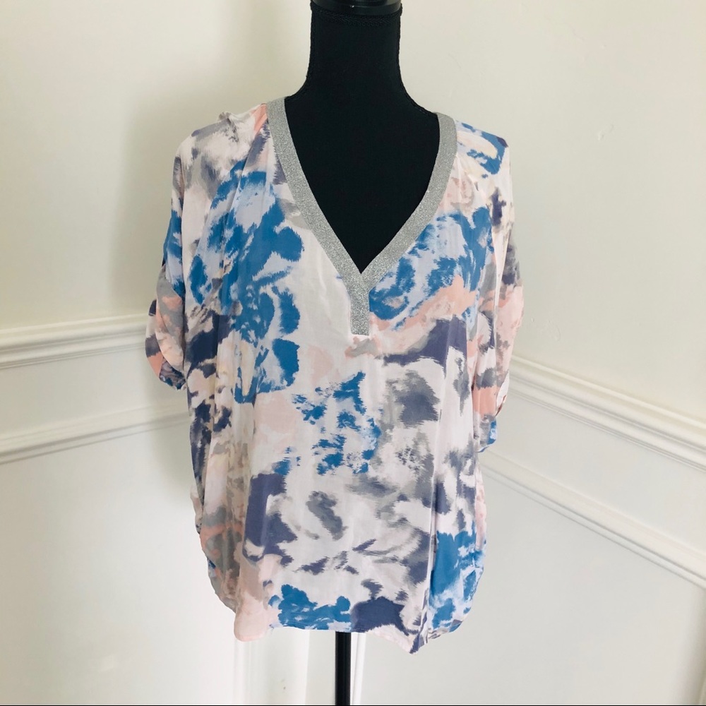 ⚡️Cute Juicy Couture Shirt ✨